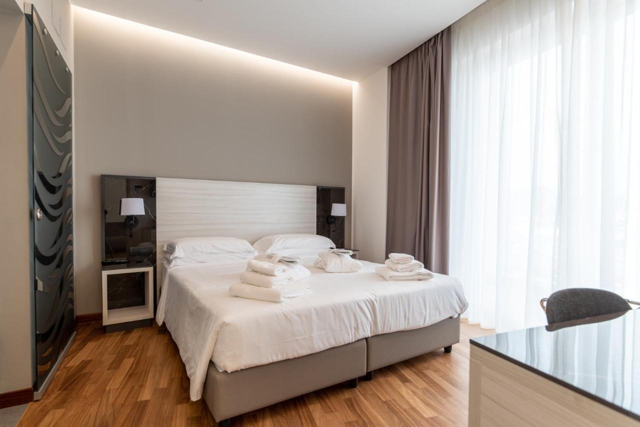 Sestante Marina Motel Capo dʼOrlando Kültér fotó